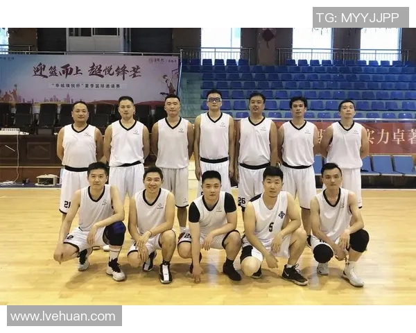 广州篮球队在杯赛中展现速度优势的精彩表现与战术分析